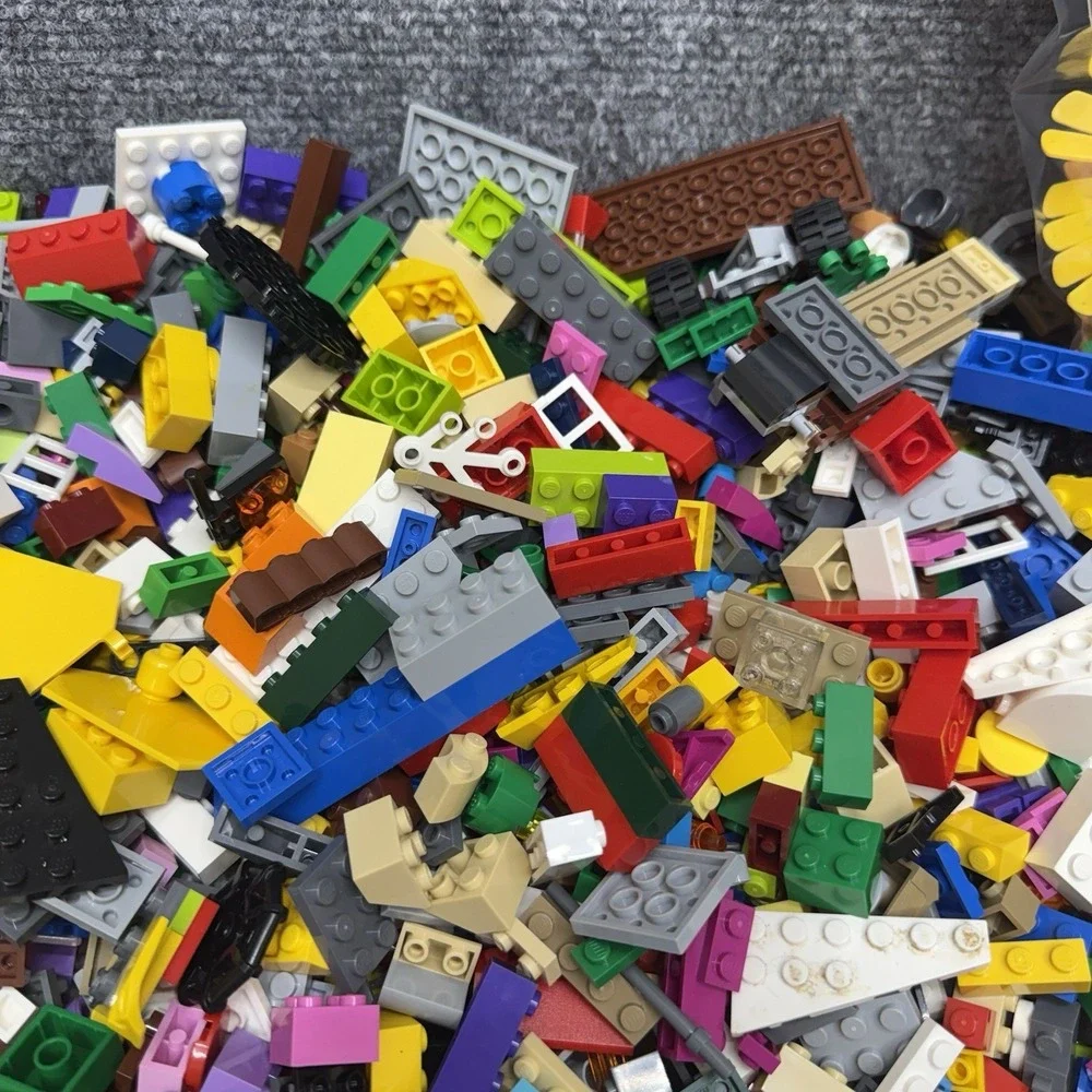 Lego bulk lot 5lbs + mixed huge lot loose bricks minifigures flowers
